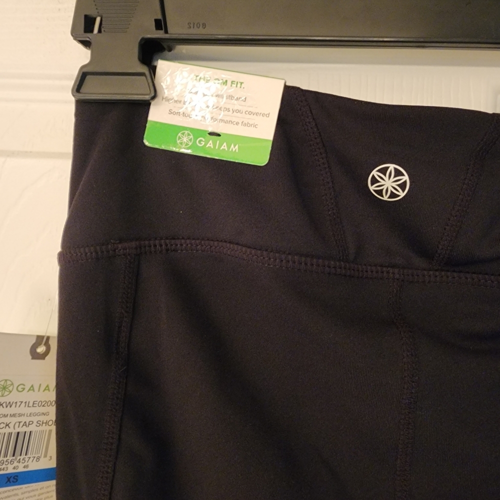 GAIAM Om Mesh Yoga Leggings In Black (Tap Shoe) Size XS - Picture 6 of 10